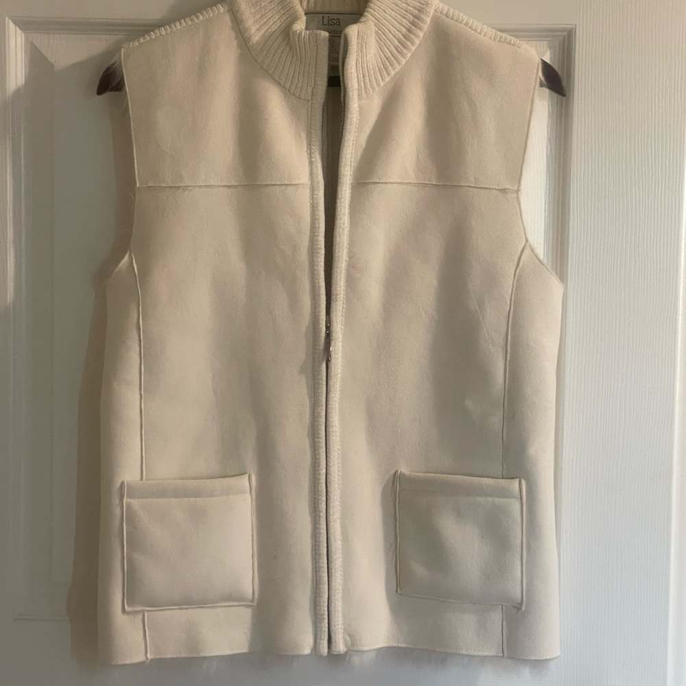 Lisa International Women's White Faux Fur Lined Vest Size M - Picture 2 of 12